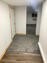 1006 Oak St, Unit B in Jefferson City, MO - Building Photo - Building Photo