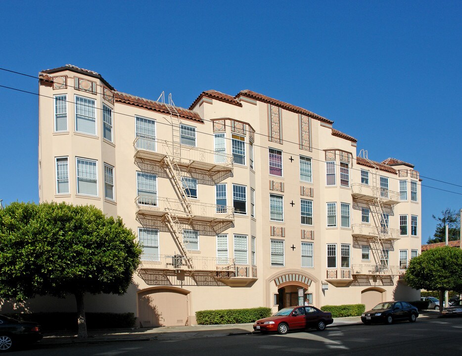 3655 Broderick St in San Francisco, CA - Building Photo
