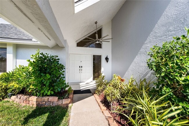 property at 1416 SE 11th Pl