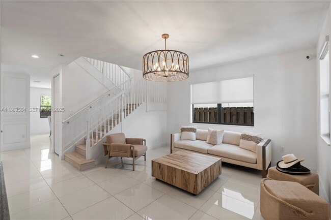 9974 NW 86th Terrace in Doral, FL - Building Photo - Building Photo