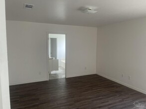 11086 Chippewa Way in Pensacola, FL - Building Photo - Building Photo