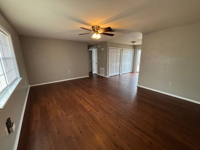 701-703 E 11th St in Russellville, AR - Building Photo - Building Photo