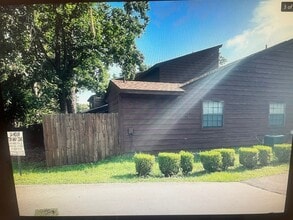 1171 Ocala Rd in Tallahassee, FL - Foto de edificio - Building Photo