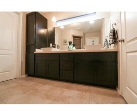 9916 Natalia Dr in Laredo, TX - Building Photo - Building Photo