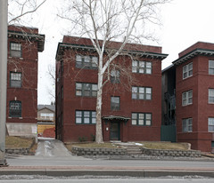 The Summitt Apartments