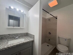 98-1370-1370 Koaheahe Pl in Pearl City, HI - Building Photo - Building Photo