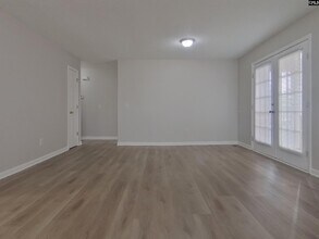 105 Old Stone Rd in Columbia, SC - Foto de edificio - Building Photo