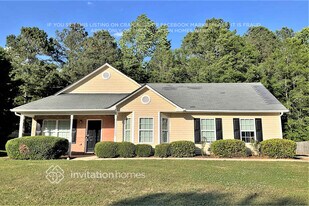 1000 Navaho Trail in Monroe, GA - Building Photo