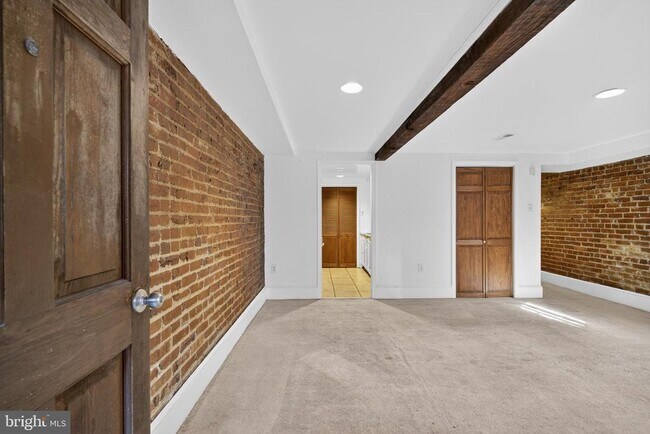 1351 Monroe St NW in Washington, DC - Building Photo - Building Photo