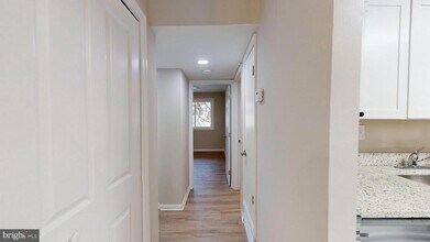 564 Wilson Bridge Dr in Oxon Hill, MD - Building Photo - Building Photo