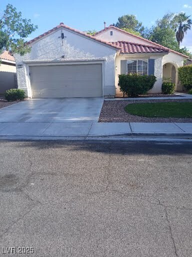 2983 Scenic Valley Way in Henderson, NV - Foto de edificio
