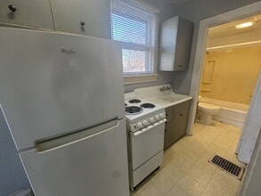 609 W Capitol Ave in Springfield, IL - Building Photo - Building Photo