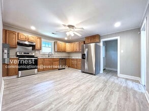 706 S Grand Ave NW in Atlanta, GA - Building Photo - Building Photo