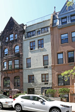 44 W 75th St in New York, NY - Building Photo - Building Photo