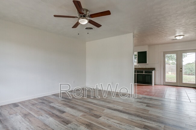 property at 1612 68th St