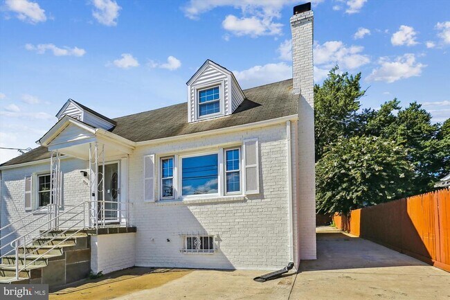 9514 Old Georgetown Rd in Bethesda, MD - Building Photo - Building Photo
