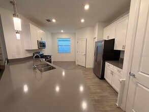 9412 Revere Ave in Leesburg, FL - Building Photo - Building Photo