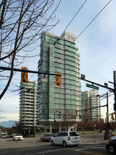 Bayshore Tower 1 in Vancouver, BC - Building Photo - Building Photo