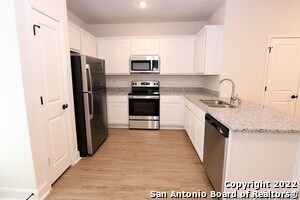 2515 Lynwood Bnd in San Antonio, TX - Building Photo - Building Photo