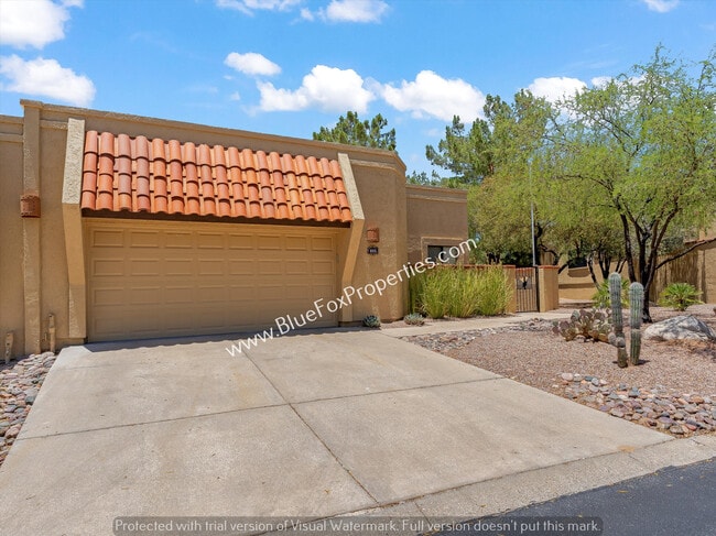 811 Camino Corrida in Oro Valley, AZ - Building Photo - Building Photo
