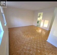 5128A Dundas St W in Toronto, ON - Building Photo - Building Photo