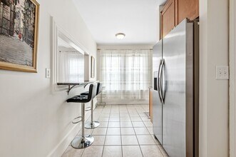 9 Ivanhoe Rd, Unit 9 in Worcester, MA - Foto de edificio - Building Photo