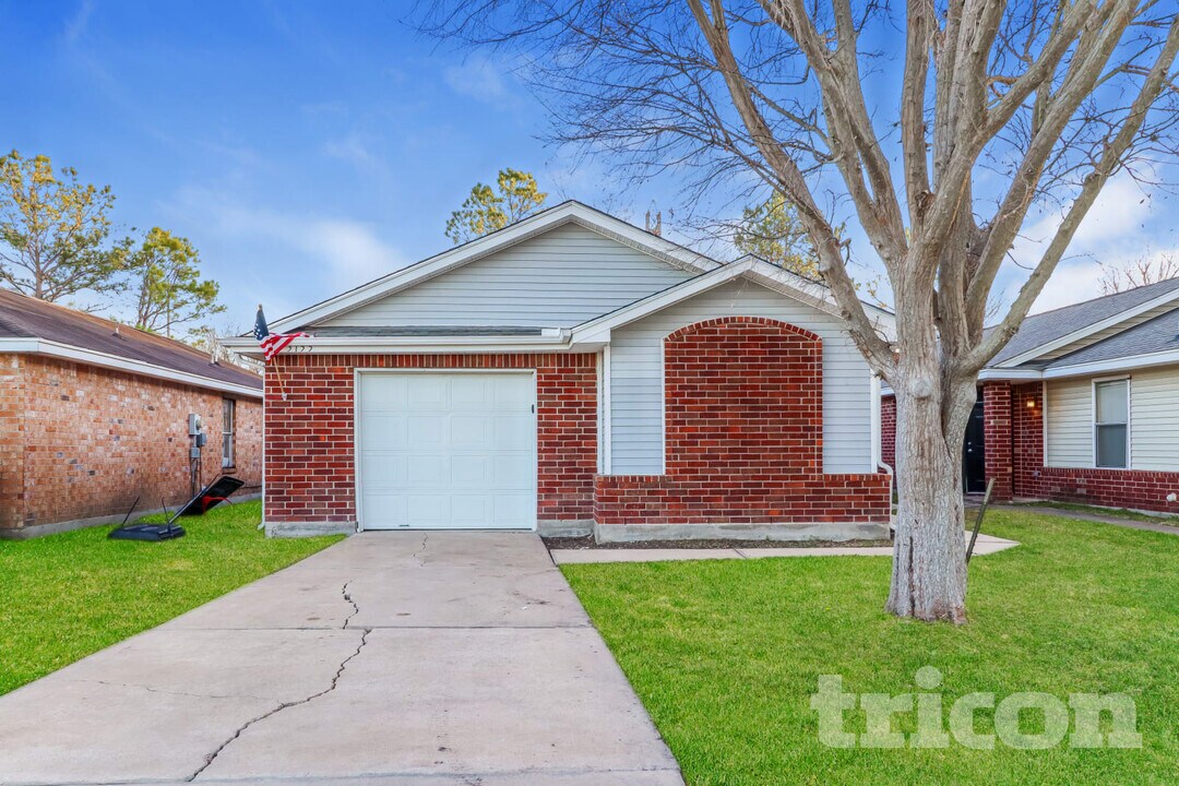 3155 Boynton Dr in Houston, TX - Building Photo