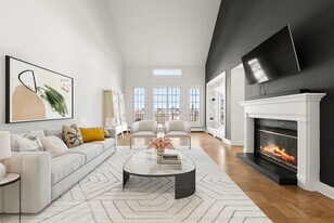 200 Shearwater Ct W in Jersey City, NJ - Building Photo