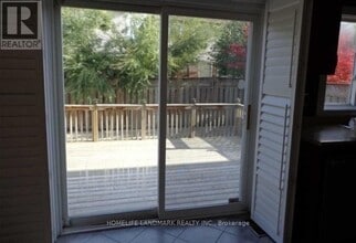 19 Wetmeadow Dr in Brampton, ON - Building Photo - Building Photo