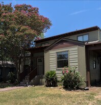 1038 E 43rd St in Austin, TX - Building Photo