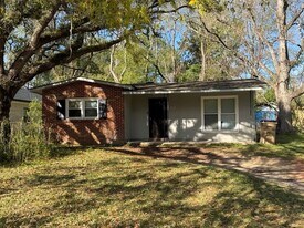 6452 Tanner St in Mobile, AL - Building Photo