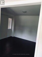 459 Equestrian Way in Cambridge, ON - Building Photo - Building Photo