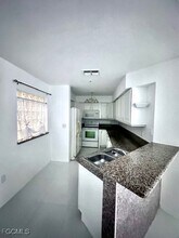 12505 McGregor Blvd in Ft. Myers, FL - Building Photo - Building Photo