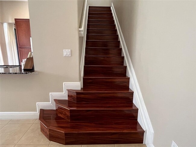 8353 NW 38th St in Pembroke Pines, FL - Building Photo - Building Photo