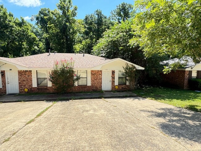904-906 Sybil Dr in Ruston, LA - Building Photo - Building Photo