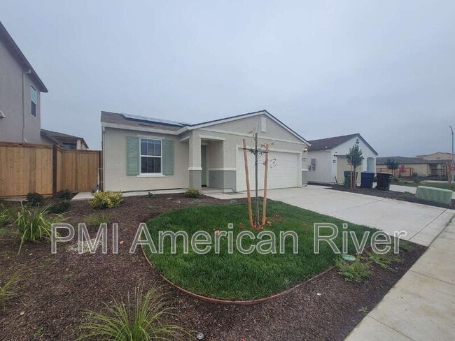 7433 Penfield Dr in Sacramento, CA - Building Photo - Building Photo