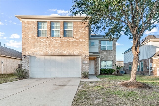 property at 714 Northridge Terrace Ln