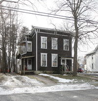 37 Fairview St in Oneonta, NY - Building Photo