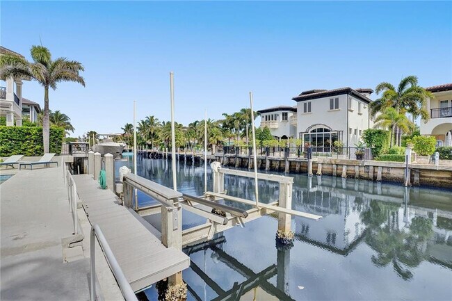 1033 Brooks Ln in Delray Beach, FL - Building Photo - Building Photo