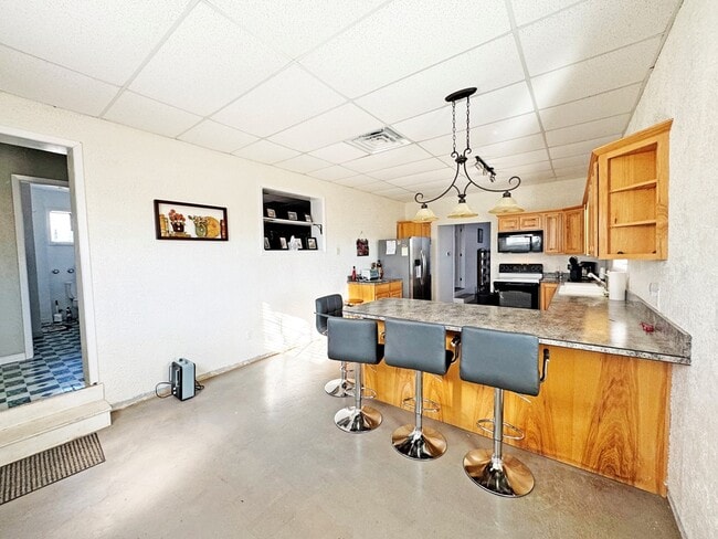 47320 TX-118 in Alpine, TX - Building Photo - Building Photo