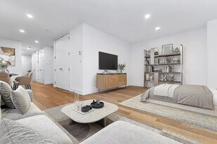 50 Murray St, Unit 566 in New York, NY - Building Photo