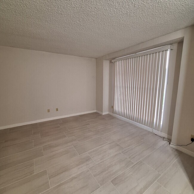 1005 Nin St in Orlando, FL - Building Photo - Building Photo
