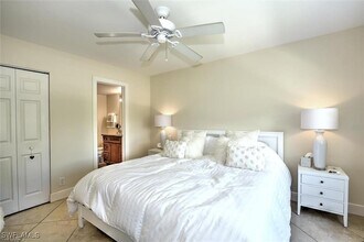424 Broad Ave S in Naples, FL - Building Photo - Building Photo