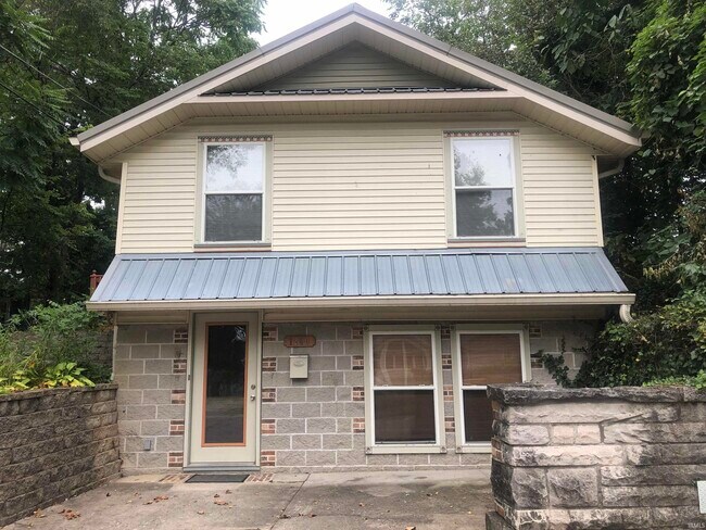 1200 N Washington St in Bloomington, IN - Building Photo - Building Photo