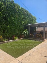 2360 Pine Ave in Long Beach, CA - Building Photo - Building Photo