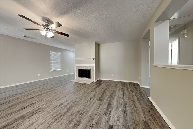 29249 Legends Valley Dr in Spring, TX - Building Photo - Building Photo