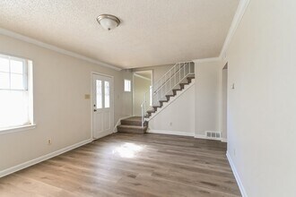 3069 Churchill St in Memphis, TN - Building Photo - Building Photo
