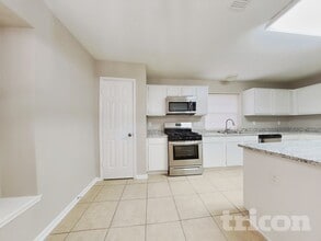 7002 Echo Pines Dr in Humble, TX - Building Photo - Building Photo
