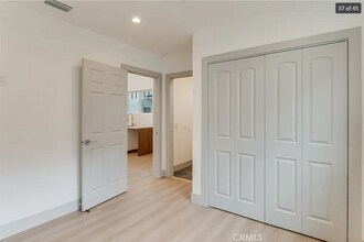 2720 Clarellen St in Torrance, CA - Foto de edificio - Building Photo