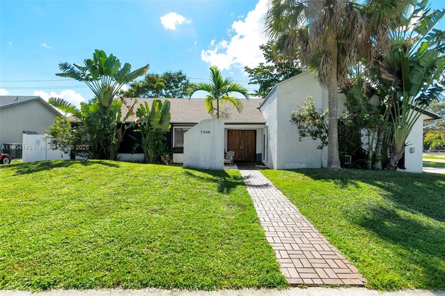 7380 NW 44th Ct in Lauderhill, FL - Building Photo - Building Photo